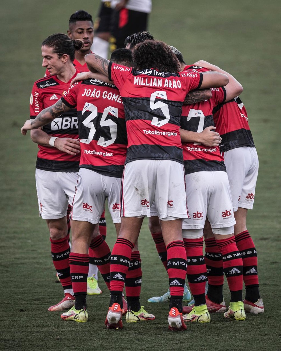 Flamengo comemora vitória sobre o Sport — Foto: Pedro Martins / Foto FC