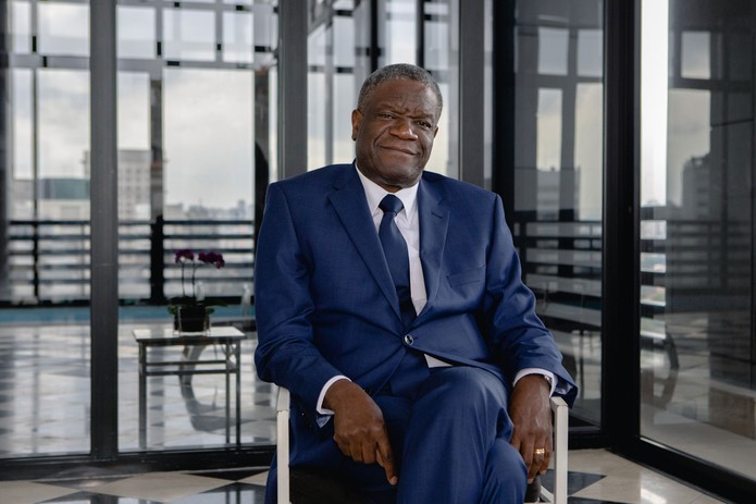 Médico congolês Denis Mukwege, um dos vencedores do Nobel da Paz de 2018, convida os homens a ajudar na luta contra a violência contra as mulheres — Foto: Marcelo Brandt/ G1
