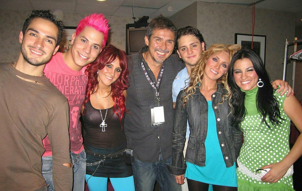 Pedro Damián e os integrantes do RBD — Foto: Reprodução/Instagram