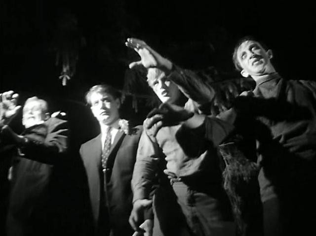 Cena de 'Noite dos Mortos Vivos' (1968). (Foto: Reprodução)