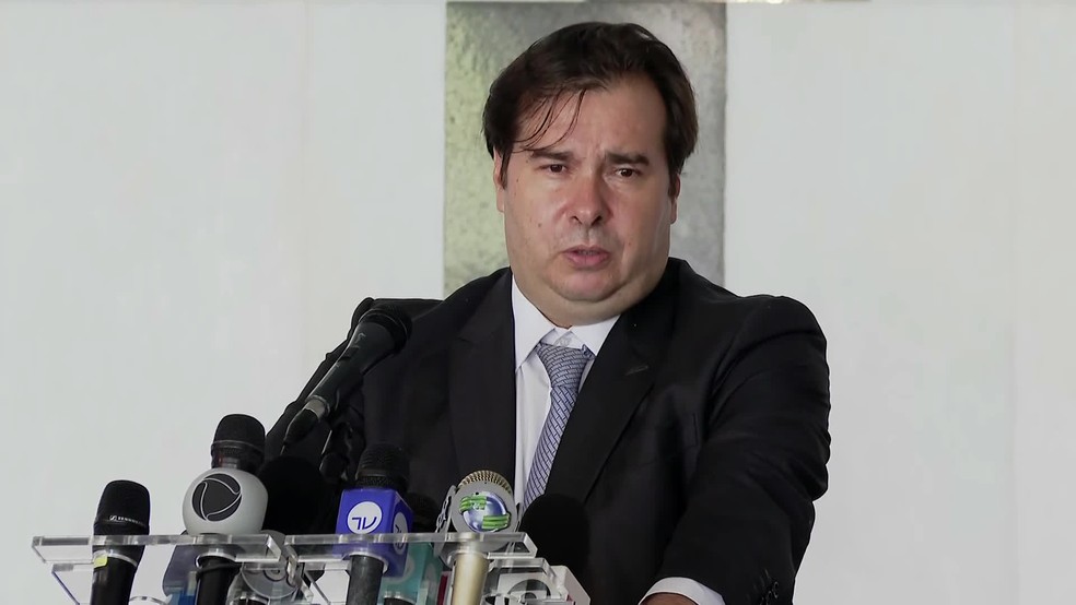 O presidente da Câmara, Rodrigo Maia, em entrevista nesta sexta (3) — Foto: Reprodução/GloboNews