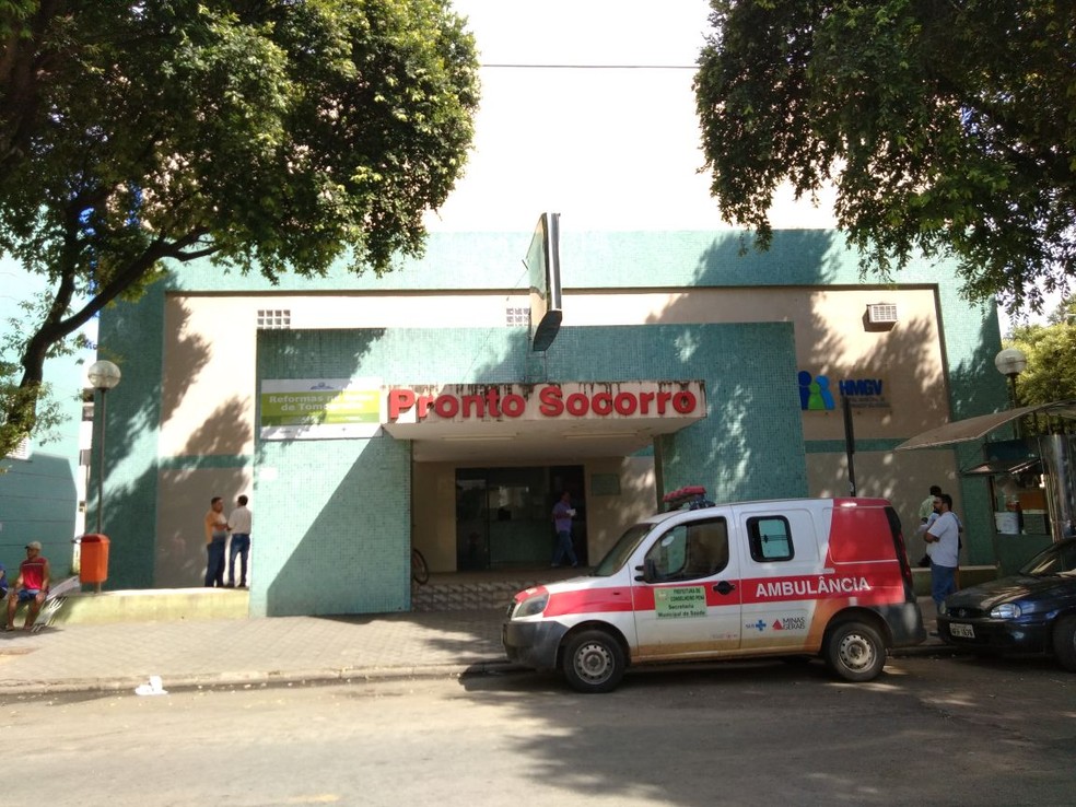 Feridos foram encaminhados para o hospital de Valadares (Foto: Zana Ferreira/G1)