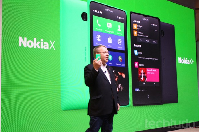 Nokia X chega com suporte aos aplicativos do Android, mas com serviços da Microsoft  (Foto: Allan Mello/TechTudo)