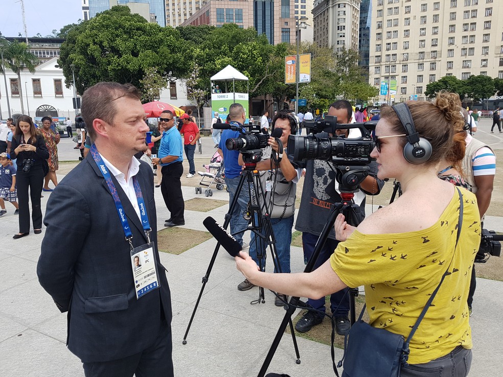 Andrew Parsons concede entrevista durante a Paralimpíada do Rio: brasileiro rechaça favoritismo (Foto: Leonardo Filipo)
