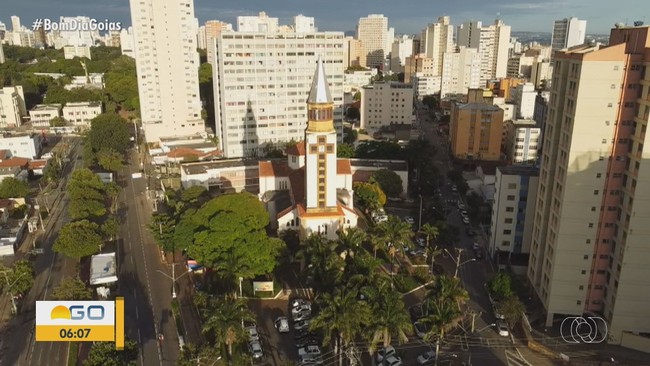 Fiis celebram a Pscoa em Goinia