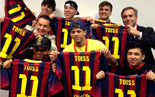 Reprodução marcos malaquias e o andre cury amigos de Neymar camisa barcelona 11 (Foto: Reprodução / Instagram)