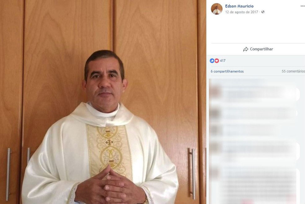 Padre Edson MaurÃ­cio era responsÃ¡vel pela ParÃ³quia de Santo Expedito, em MatÃ£o (SP) â Foto: ReproduÃ§Ã£o/ Facebook