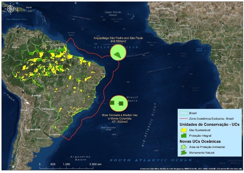 Mapa mostra as duas maiores reservas marinhas do país, criadas nos arquipélagos de Trindade e Martin Vaz e São Pedro e São Paulo (Foto: Governo Federal)