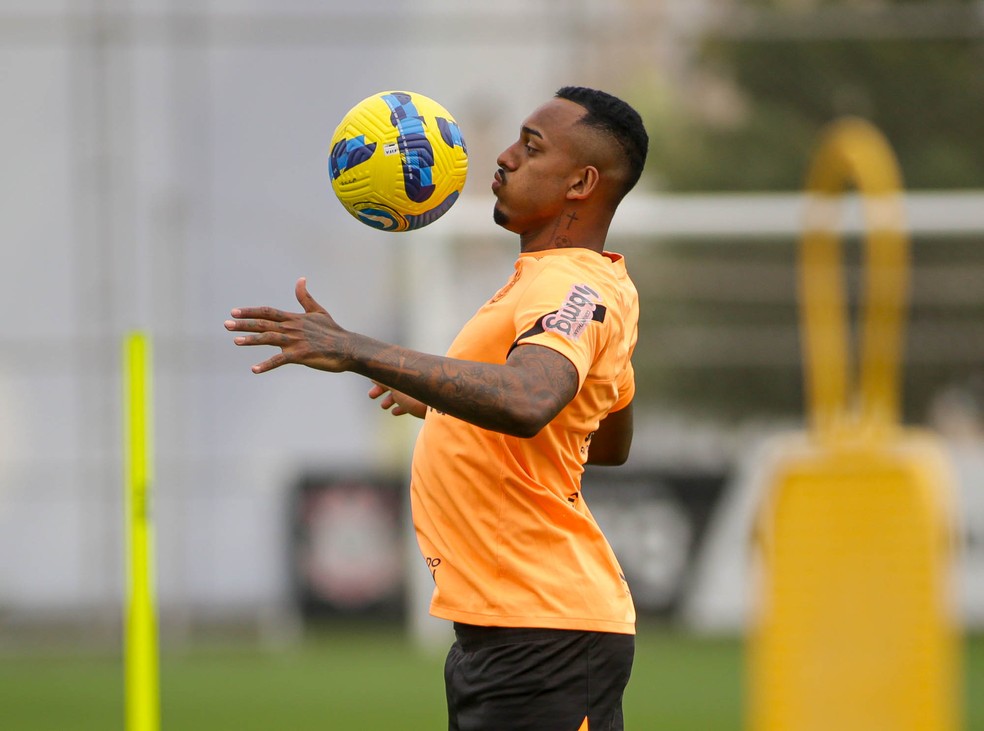 Raul Gustavo em treino do Corinthians — Foto: Rodrigo Coca/Ag. Corinthians