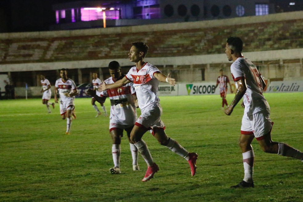 Thiaguinho fez o dele no segundo tempo — Foto: Canindé Pereira/América FC
