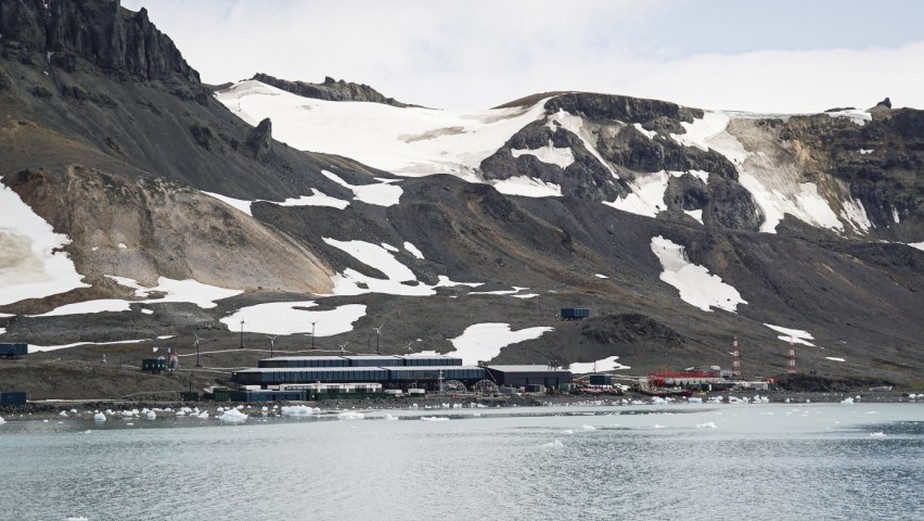 Antártica sofre efeitos do aquecimento global que a indústria precisa ajudar a evitar