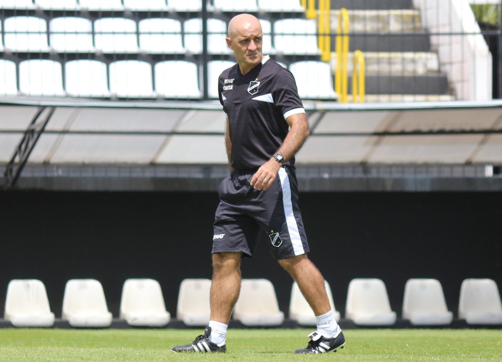 Cuiaba Negocia Com Schulle E Novo Tecnico Deve Ser Anunciado Nos Proximos Dias Cuiaba Ge