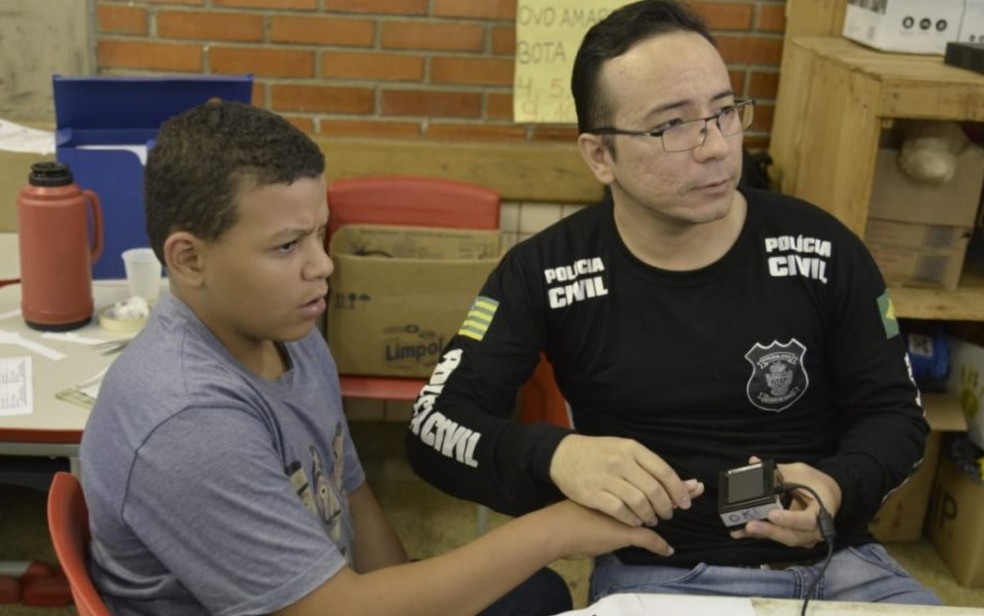 Serviços gratuitos incluem carteiras de trabalho e identidade — Foto: Claudivino Antunes/Prefeitura de Aparecida de Goiânia/Reprodução