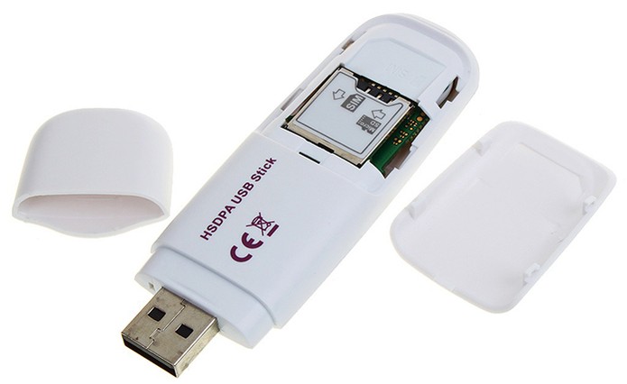 Modem 3G por dentro, com entrada para chip SIM (Foto: Divulgação/Huawei)