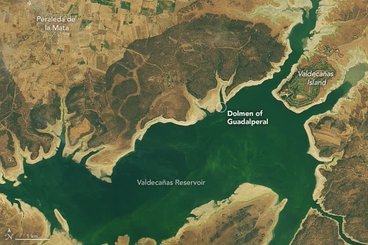 Reservatório Valdecañas foi registrado por foto de satélite em 2019 (Foto: Landsat/USGS)