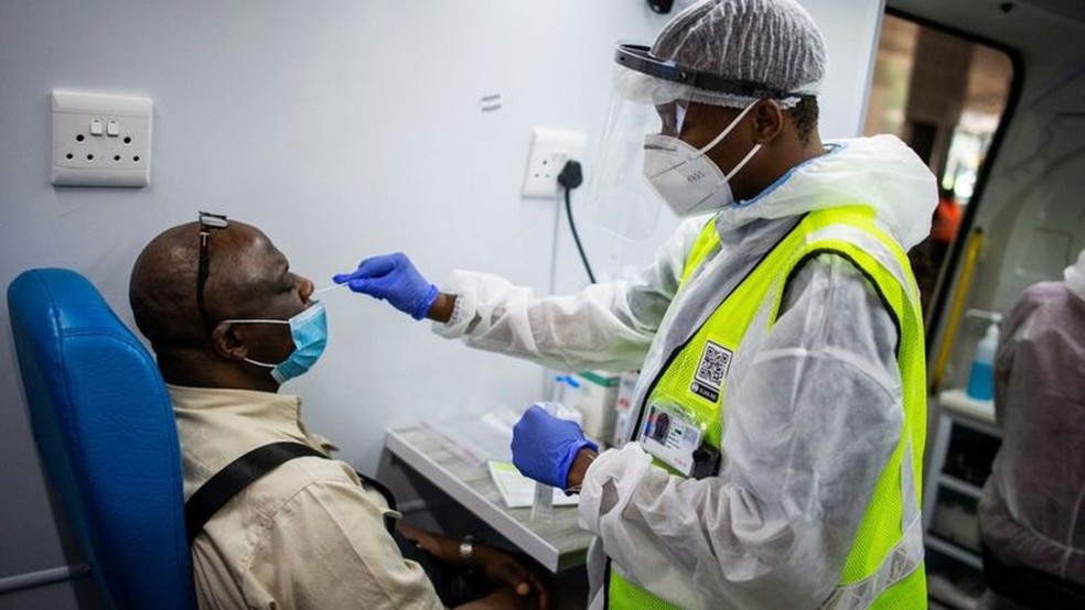 África do Sul tem o maior número de infecções na África — Foto: AFP/Via BBC