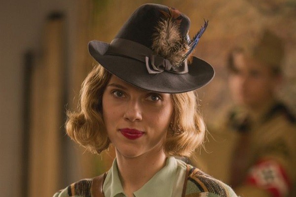 Scarlett Johansson em 'Jojo Rabbit' (Foto: Divulgação)