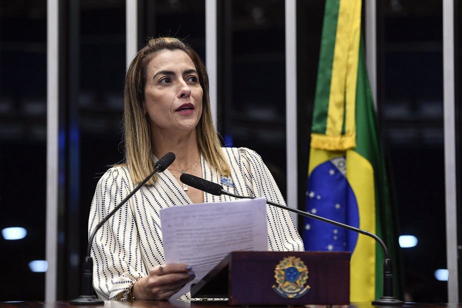 Nenhum desses bandidos merece meu apoio', diz Soraya Thronicke sobre  segundo turno entre Lula e Bolsonaro | Eleições 2022 | O Globo
