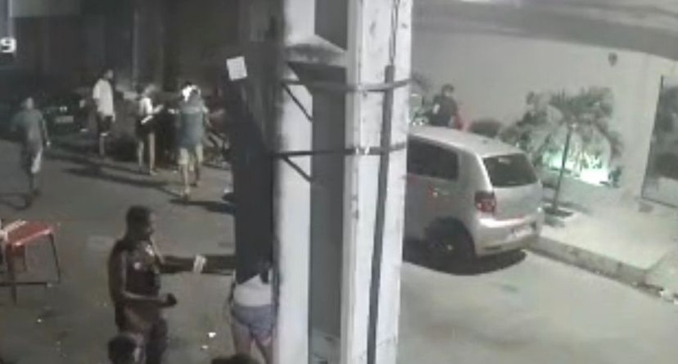 Câmeras de segurança registraram o assassinato de blogueira — Foto: Reprodução/TV Globo