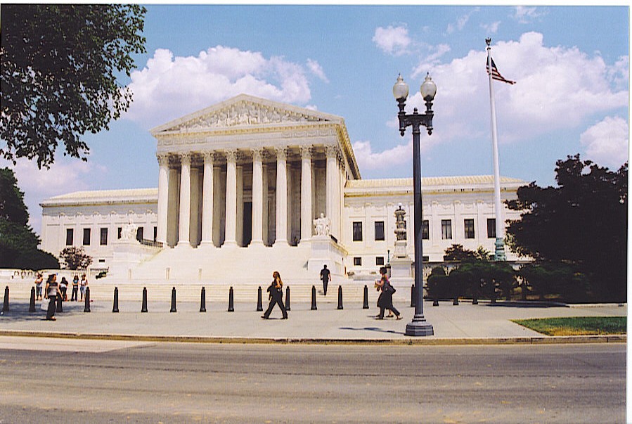 Suprema Corte dos EUA vai decidir sobre novas restrições ao aborto (Foto: TheAgency (CJStumpf), CC BY-SA 3.0, via Wikimedia Commons)