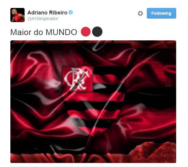 Adriano comemora vitória do Flamengo