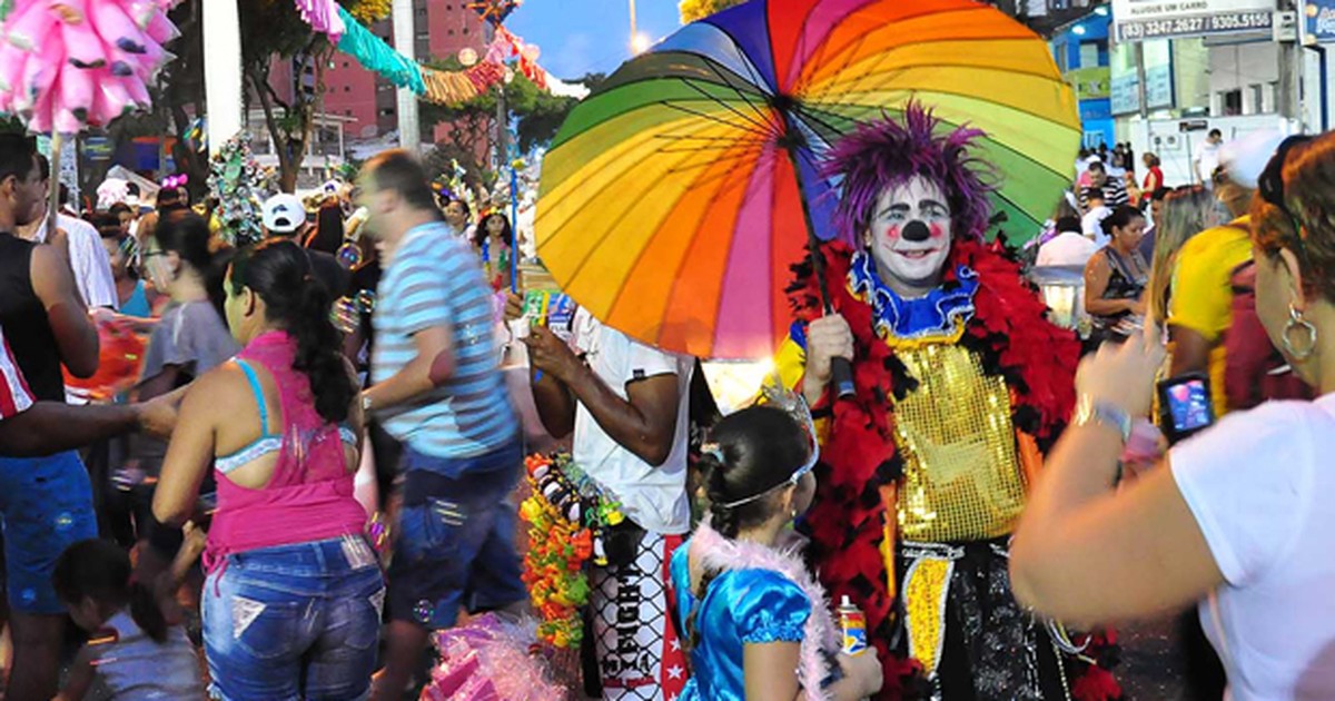 Muriçoquinhas e bloco da Melhor Idade fazem encontro de gerações no  pré-carnaval de João Pessoa