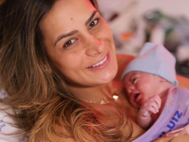 Lucilene Caetano dá à luz segundo filho, Davi (Foto: Reprodução/Instagram/Talita Ciardi)