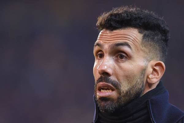 Corinthians recusa proposta de contratação de Tevez para equipe de futebol.