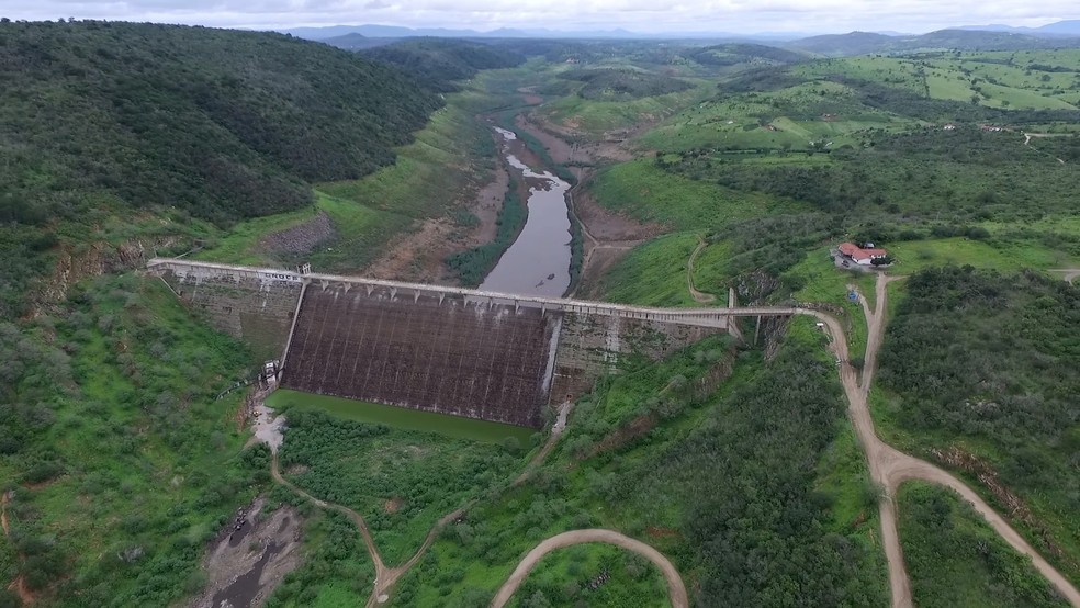 Barragem est&aacute; em colapso desde setembro de 2016 (Foto: Divulga&ccedil;&atilde;o/Compesa)