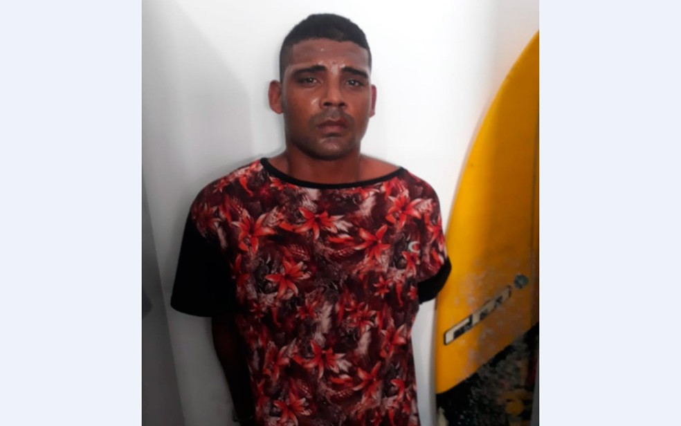 Sem barba, 'Marquinhos' foi preso em Canavieiras, no sul da Bahia — Foto: Divulgação/SSP-BA