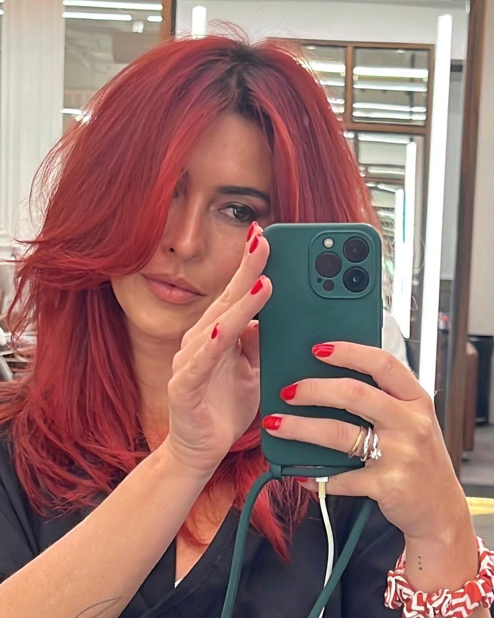 Fernanda Paes Leme muda o visual e fica ruiva: "Surtei mais uma vez ...