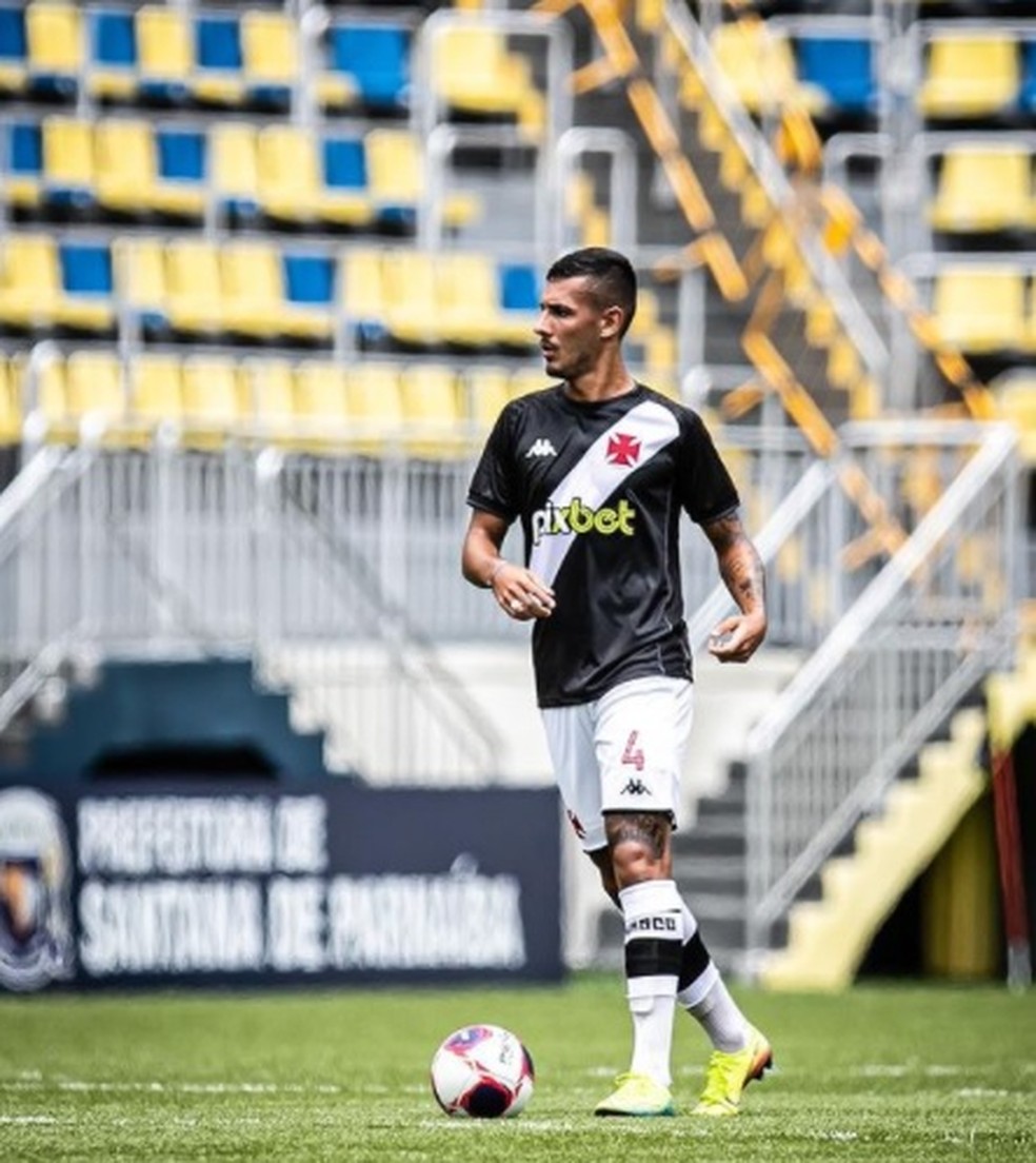 Zé Vitor em atuação pelo Vasco na Copinha 2022 — Foto: Reprodução/Instagram