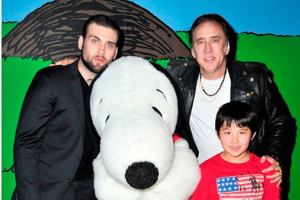 Nicolas Cage com os filhos Weston e Kal-El (Foto: Getty Images)
