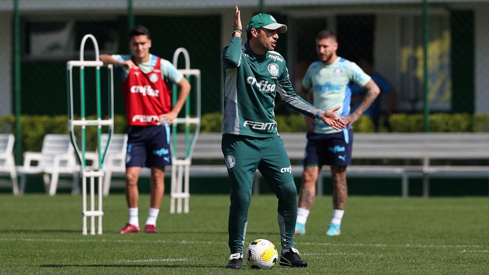Palmeiras treina pela última vez antes de encarar o Avaí