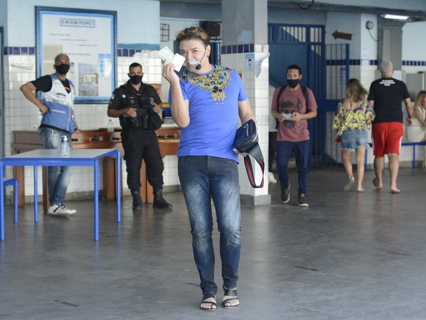 David Brazil votando (Foto: Webert Belicio/AgNews)