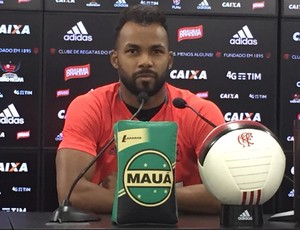 Fernandinho, coletiva, Flamengo, Ninho do Urubu (Foto: Gustavo Rotstein/GloboEsporte.com)