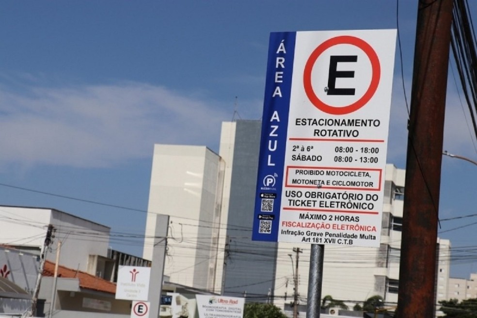 Zona Azul em Marília (SP) isentava de pagamento motos, ambulâncias, veículos oficiais e caçambas — Foto: Prefeitura de Marília/Divulgação