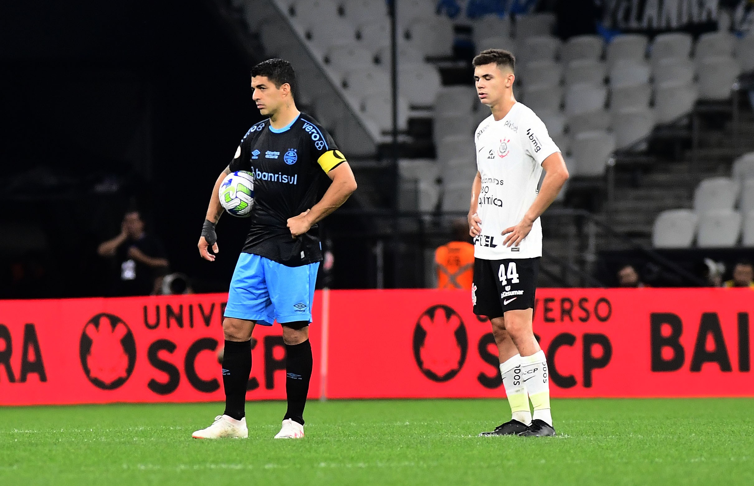 Dois extremos: Grêmio iguala Palmeiras com 2º melhor ataque, mas tem 6ª pior defesa da Série A