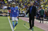 Agora no Flamengo, Tite também assumiu a Seleção a 12 jogos do fim e teve 88% de aproveitamento