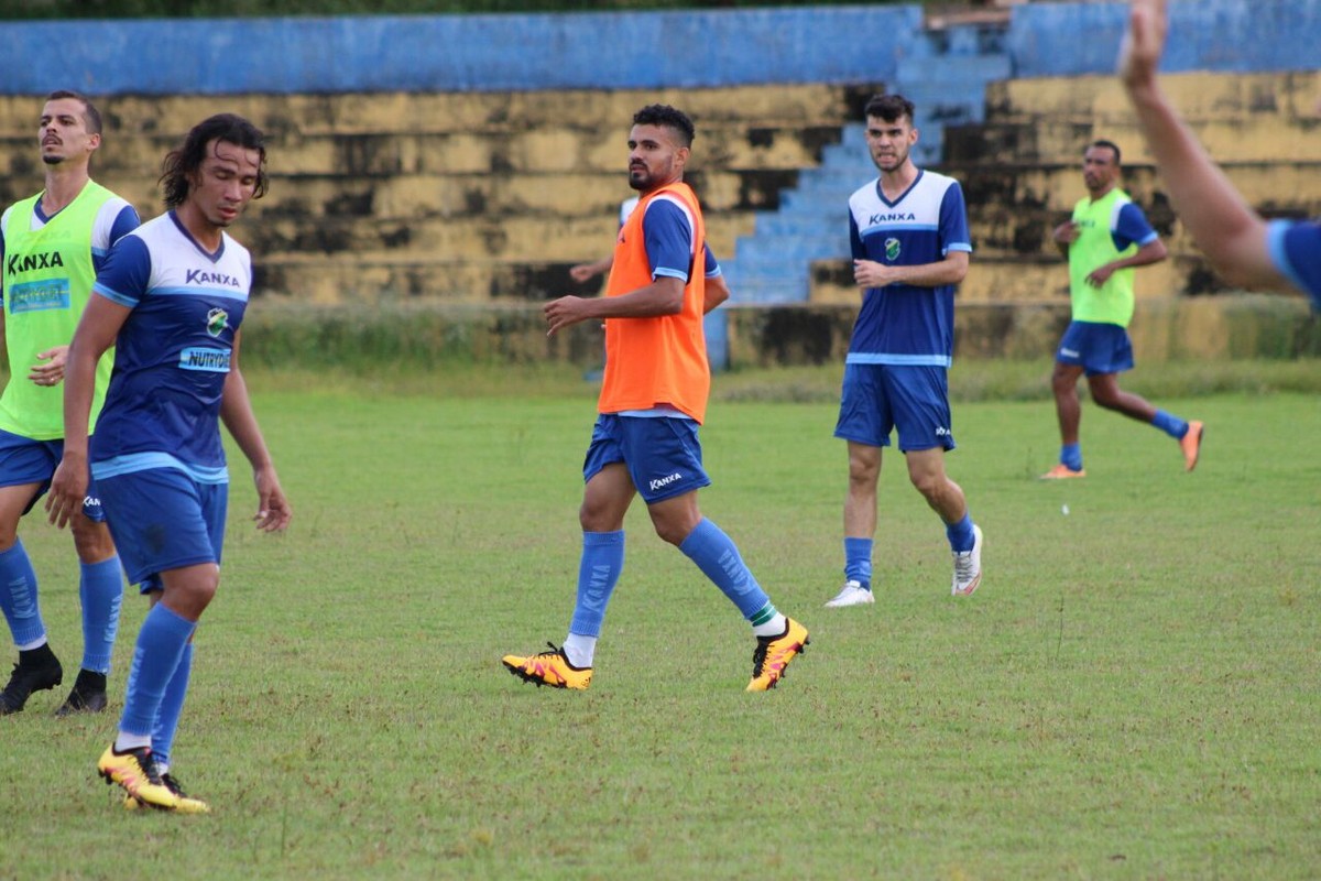 Altos faz treinamento específico para cruzamentos "SantosAP faz muito