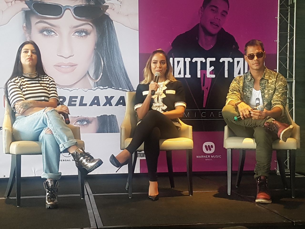 Anitta participou da produo dos novos clipes de Micael e Clau (Foto: Multishow) Anitta participou da produo dos novos clipes de Micael e Clau (Foto: Multishow)