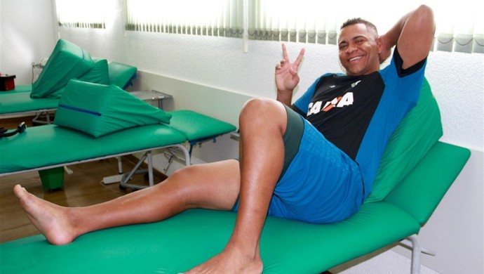 Walter - atacante do Goiás (Foto: Rosiron Rodrigues / Goiás E.C.)