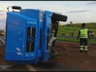 Motorista morre após bater em carreta e três ficam feridos em via de Franca