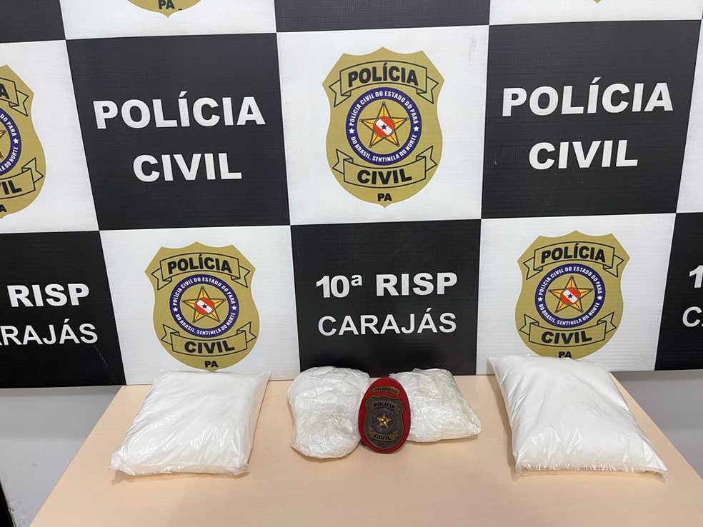 Aproximadamente 3.5 quilos de cocaína foram apreendidos. — Foto: Ascom/PC