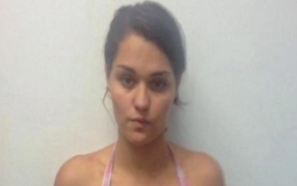 Jéssica Alves dos Santos foi presa em 2016, suspeita de latrocínio — Foto: Polícia Civil/Divulgação