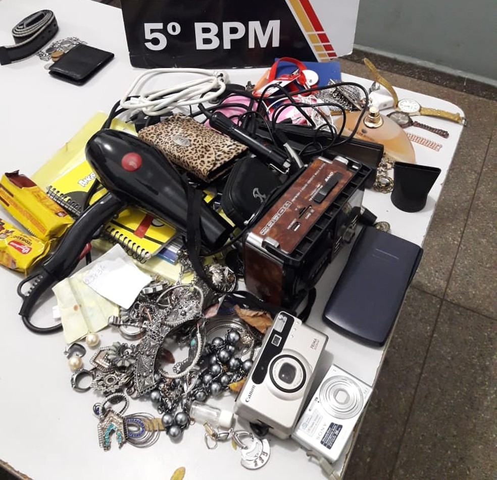 PM recuperou produtos furtados em MT. — Foto: PM-MT