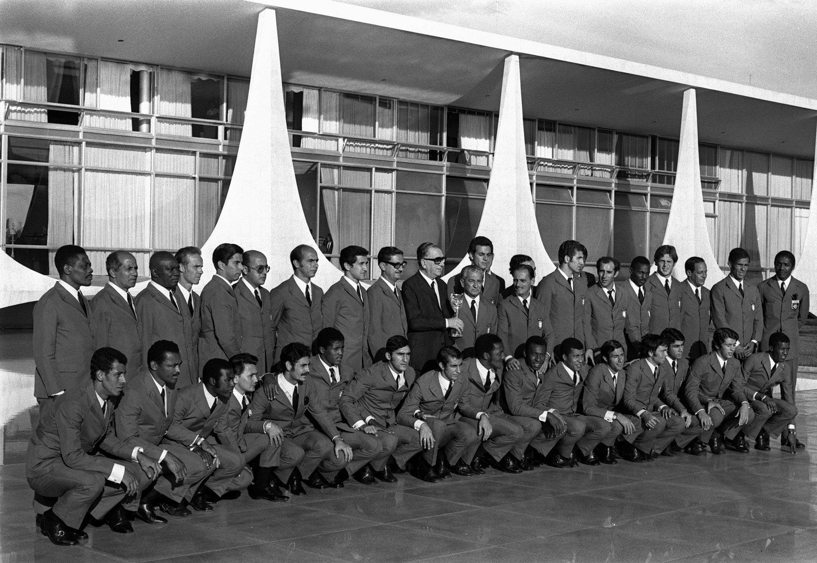 Seleção Brasileira comemora título mundial de 1970 em Brasília  — Foto: Acervo O GLOBO