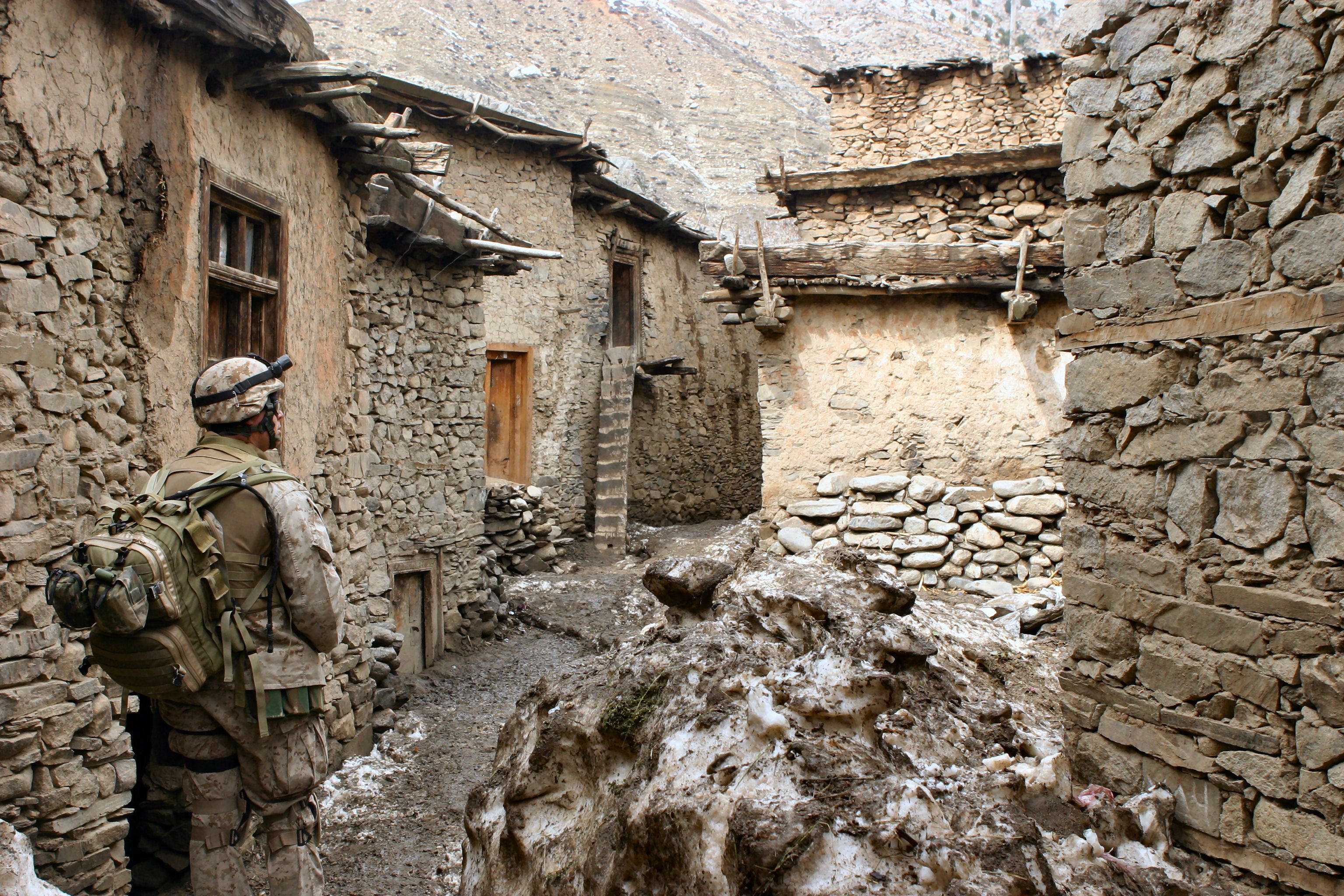 Soldados norte-americanos patrulham o Afeganistão (Foto: Wikimedia Commons)