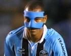 gilberto silva máscara ipatinga grêmio copa do brasil (Foto: Lucas Uebel/Grêmio FBPA)