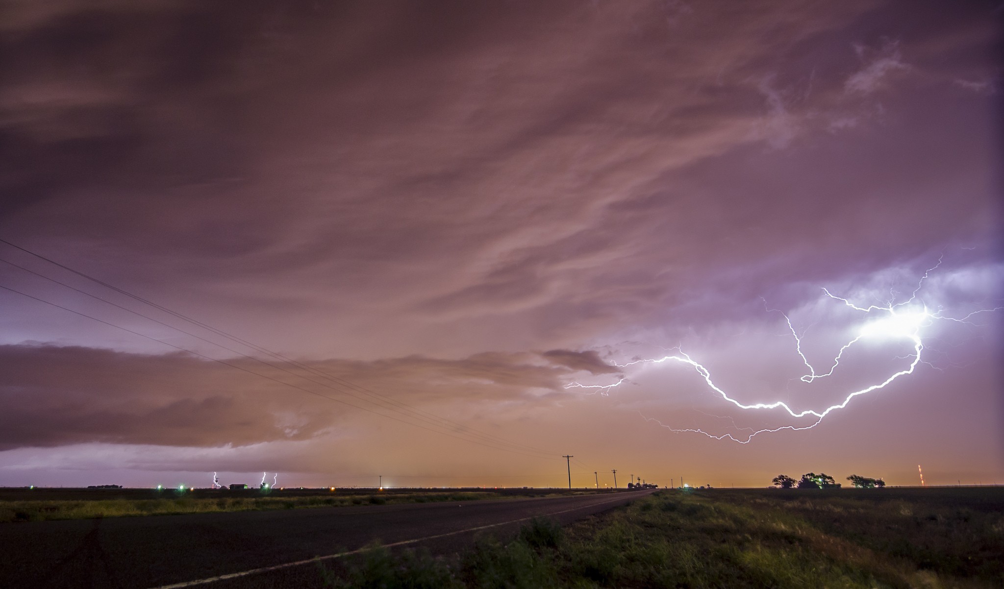 tempestade-chuva-raio-clima (Foto: Terry Presley/CCommons)